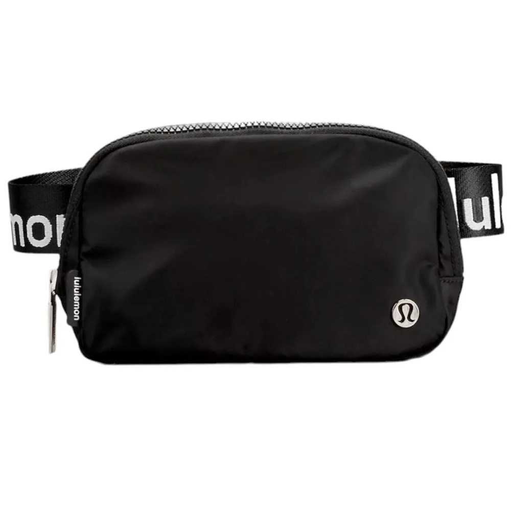 Lululemon Everywhere Belt Bag